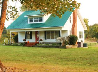 885 Chalk Hill Ch Rd, Camden, TN 38320