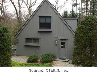 3 Jay Ct, Avon, CT 06001