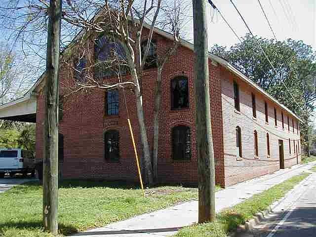 1st image of 1112 W King St