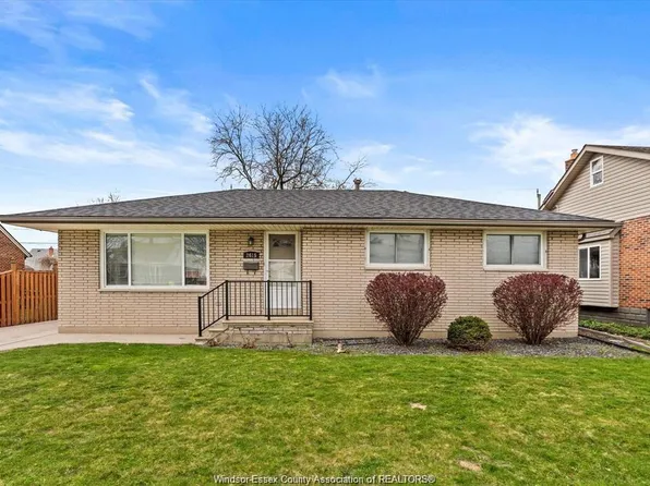 2615 Turner Rd, Windsor, ON N8W 3L4