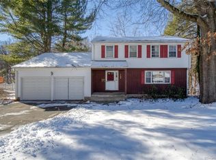 144 Ferguson Rd, Manchester, CT 06040