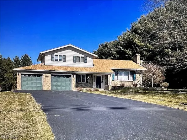 5943 Merwin Chase Rd, Brookfield, OH 44403