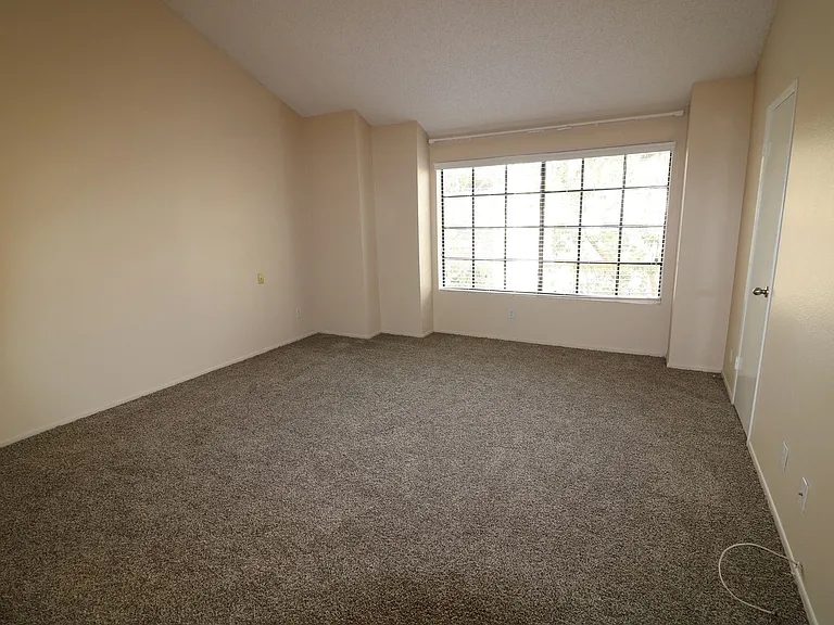 21233 Lassen St #2 — Photo 18
