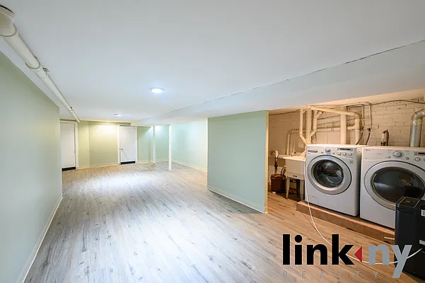 Rented by Link NY Realty | media 11