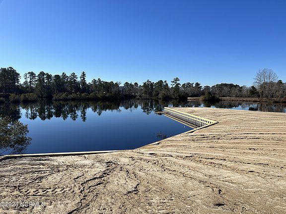 5th image of 101 Shoreview Drive