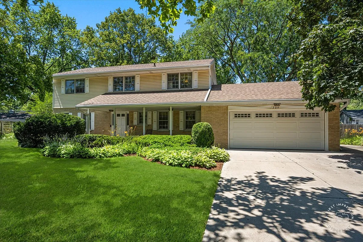329 Basswood Dr photo 1