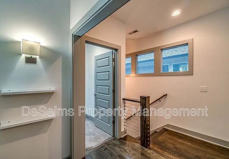917B Spain Ave — Photo 21