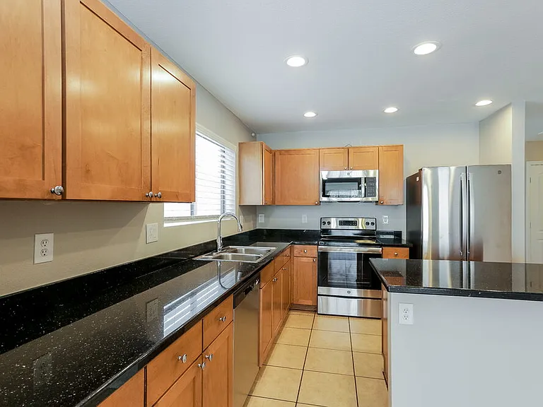 2544 W Romley Rd — Photo 9