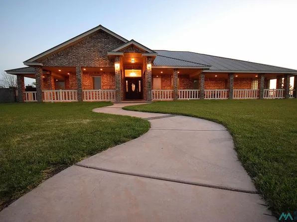 1809 S Roosevelt Rd S #8, Portales, NM 88130