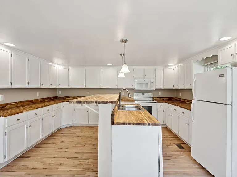 5027 Jackson King Rd — Photo 6