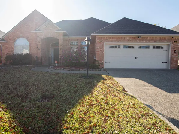 704 Shiloh Ridge St, Tyler, TX 75703