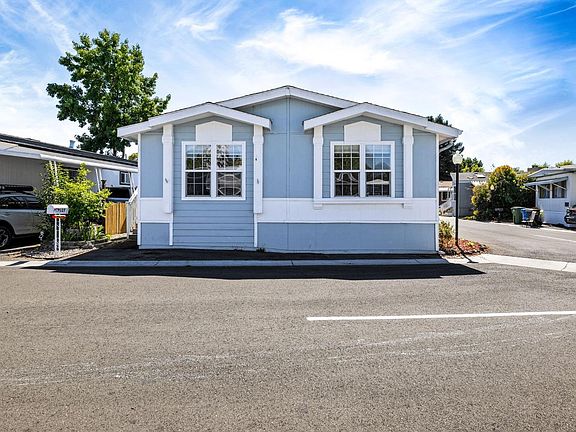 2nd image of 127 Fiesta Lane