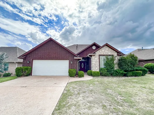 1809 SW 69th St, Lawton, OK 73505