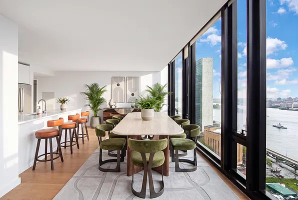 Dining area, photo 1