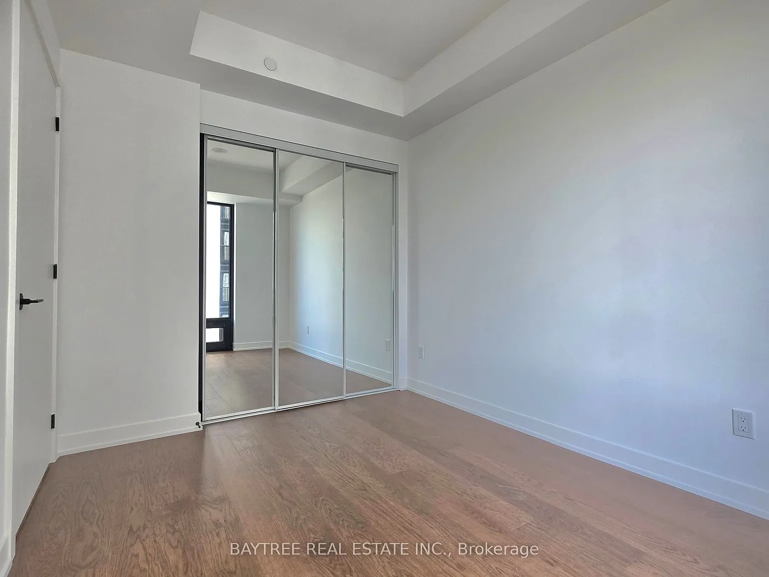 South Forest Hill Residences-East Tower — Photo 4