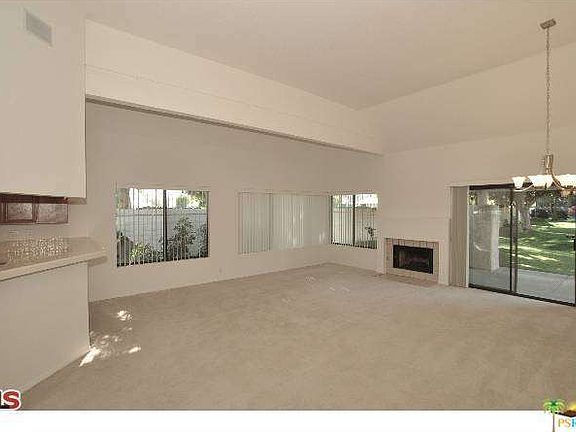 5th image of 999 Arlene Dr