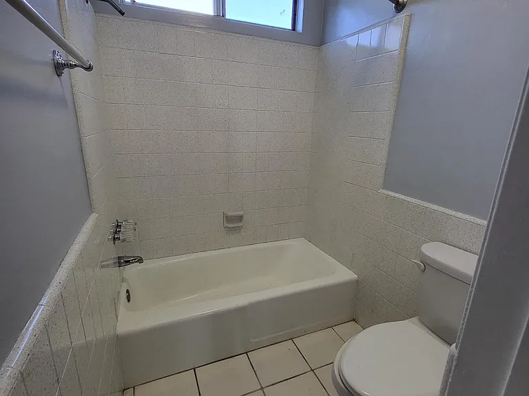 12022 Birch Ave — Photo 30