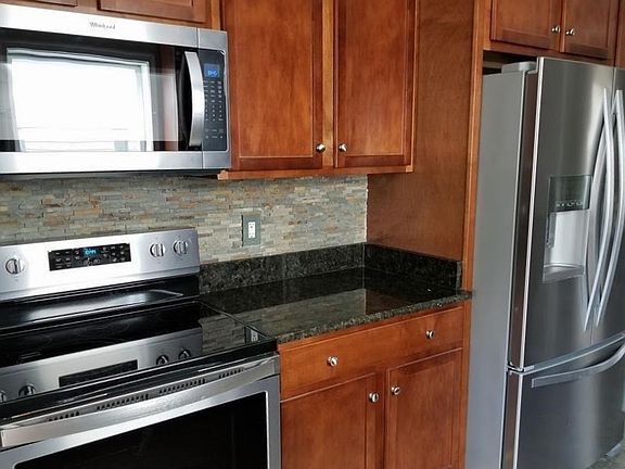 3rd image of 112 Wyndsong Pl
