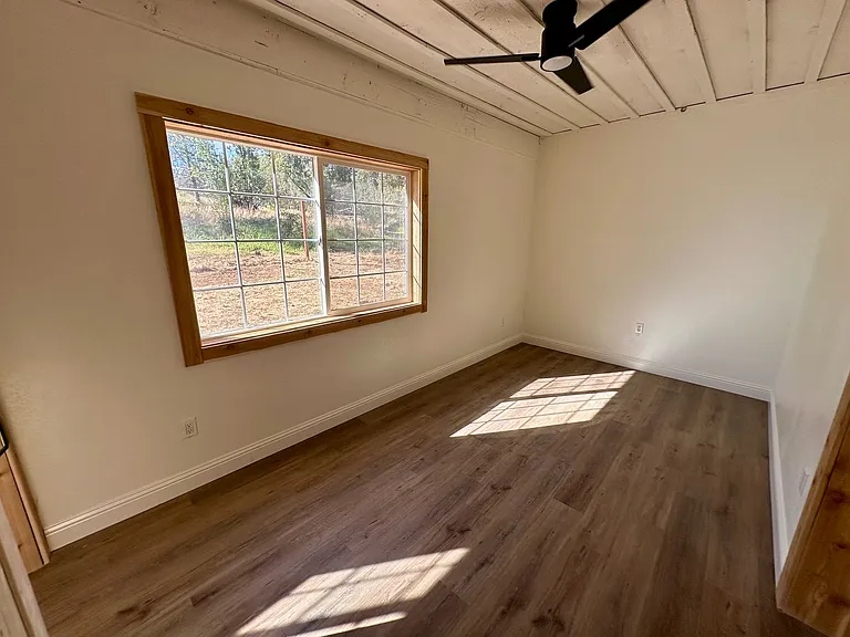 11292 Old Pond Ln — Photo 21