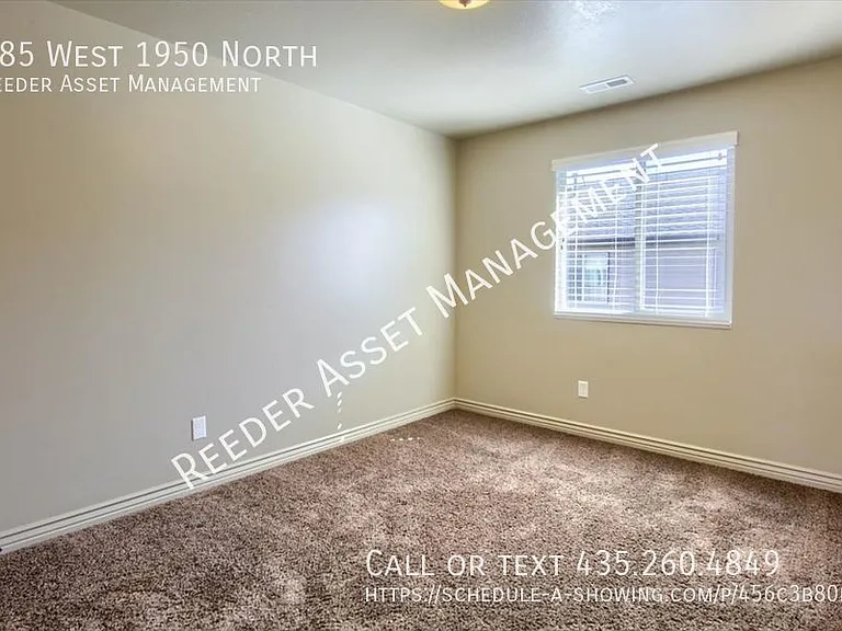 285 W 1950 N — Photo 20