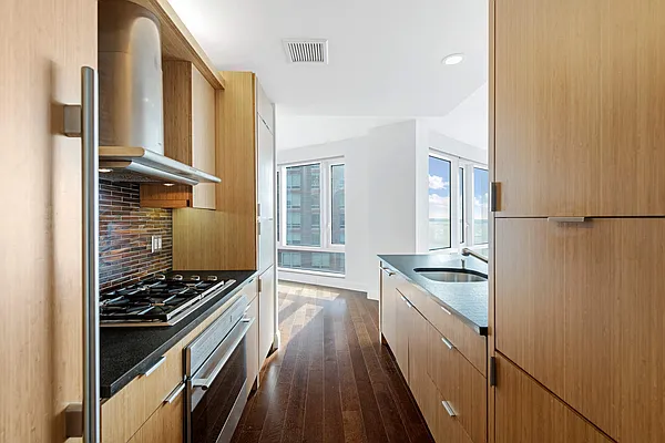 Rented by Compass | media 5