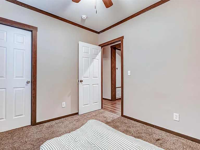 11313 Delman St — Photo 16
