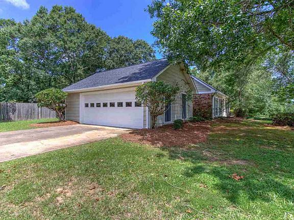 5th image of 408 Bradford Dr