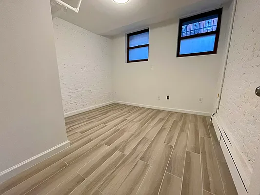 Rented by J PRESTON AND ASSOCIATES INC | media 23