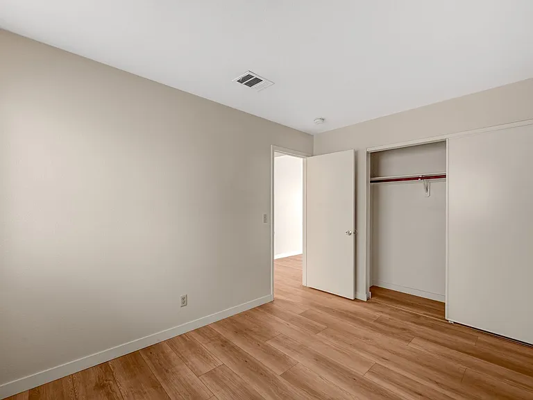 2092 Crowley Way — Photo 11