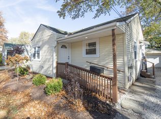 5859 Porter Rd, North Olmsted, OH 44070