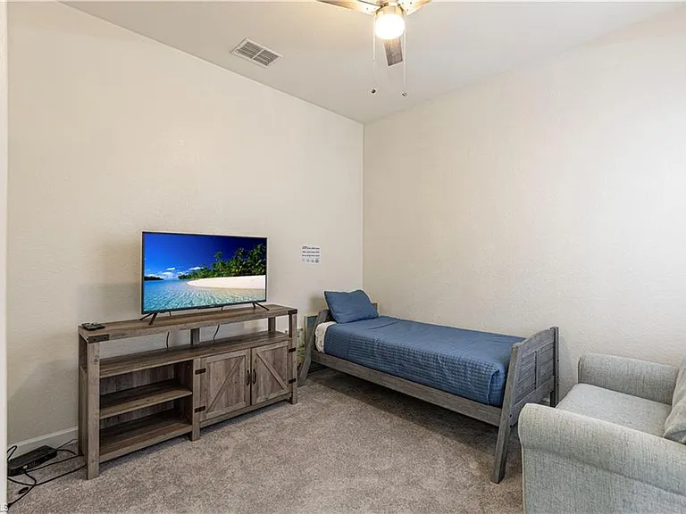 8641 Piazza Del Lago Cir #203 — Photo 17