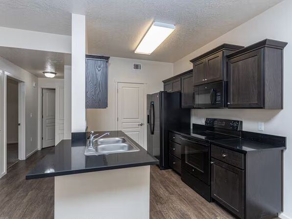 485 E 50th St #8d85cf290