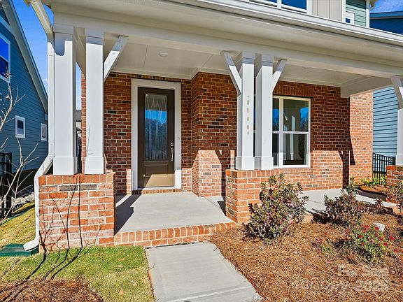 2nd image of 17034 Malone Ln