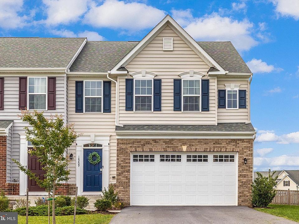 1st image of 18209 Brownstone Pl