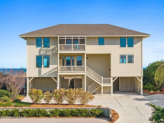 3rd image of 140 Beach Road S