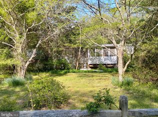 68 Menhaden Rd, Heislerville, NJ 08324