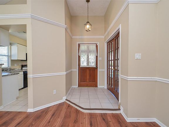 5th image of 15415 Pebble Lake Dr