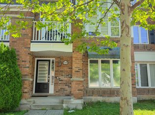 210 Magurn Gate, Milton, ON L9T7B4