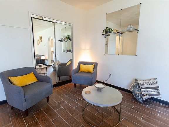 2nd image of 55 Overbrook Rd