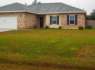 19 Meadow Path Circle, Picayune, MS 39466