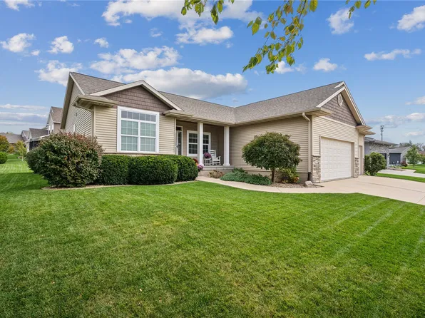 108 Sunflower Dr, Fairfax, IA 52228