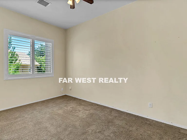 6728 E Voltaire Dr — Photo 9