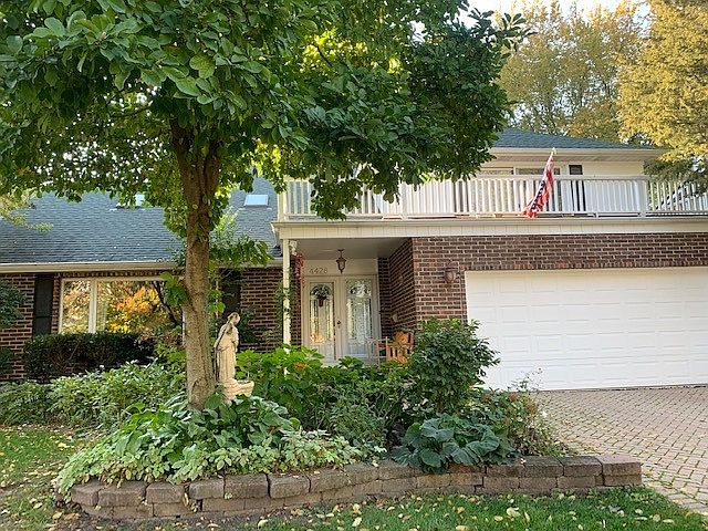1st image of 4428 Clausen Ave