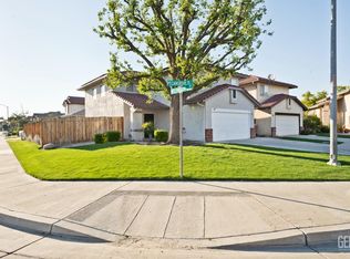 2713 Pecangrove Dr, Bakersfield, CA