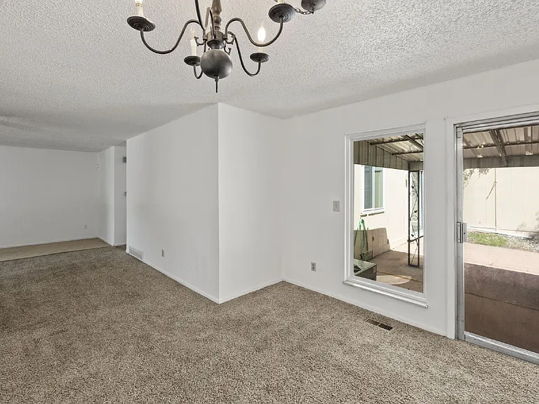 826 San Antonio Pl — Photo 10
