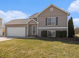 9408 Common Trl, Pinckney, MI 48169