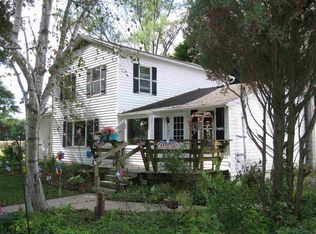 1533 S Beaumont Rd, Prairie Du Chien, WI 53821