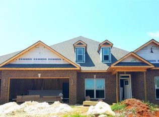 9 Youpon Dr, Huntsville, AL 35824