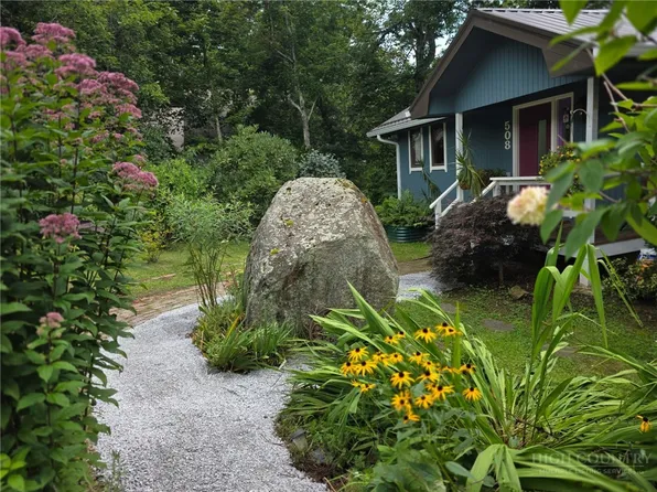 508 Laurel Lane, Newland, NC 28657