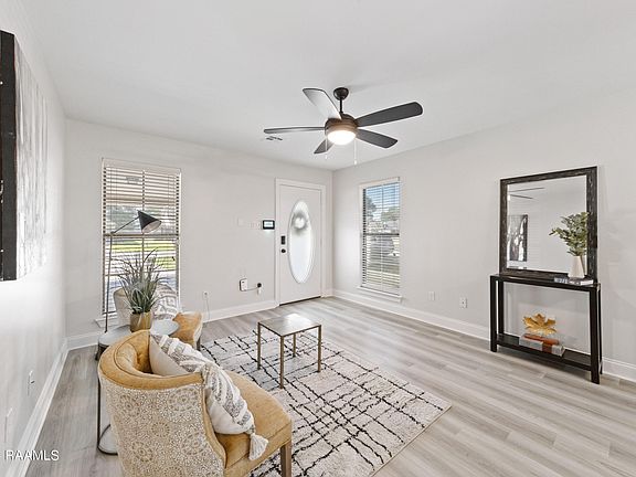 2nd image of 254 Wexford St